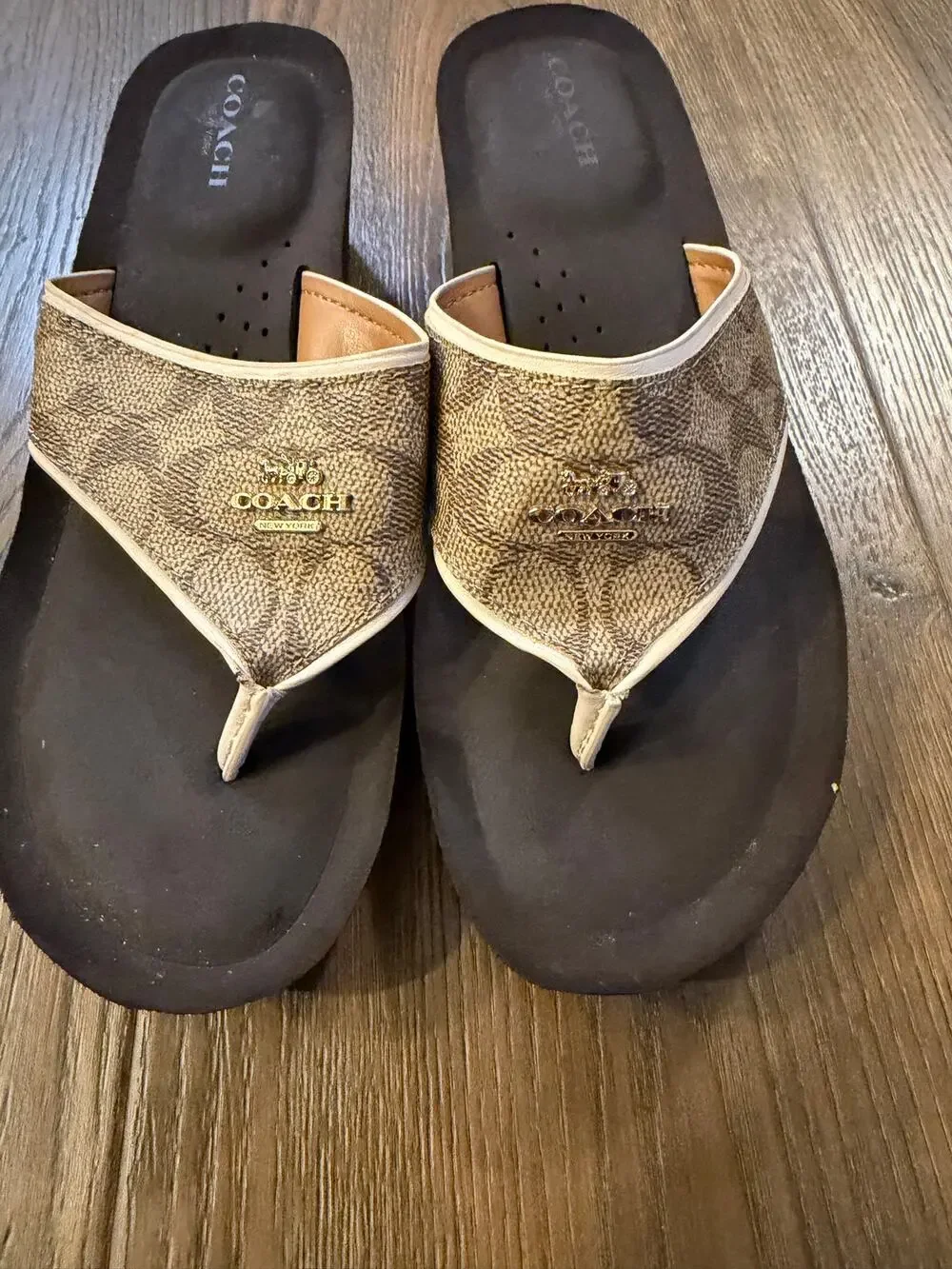 Coach Signature C Platform Thong Sandal Flip Flops